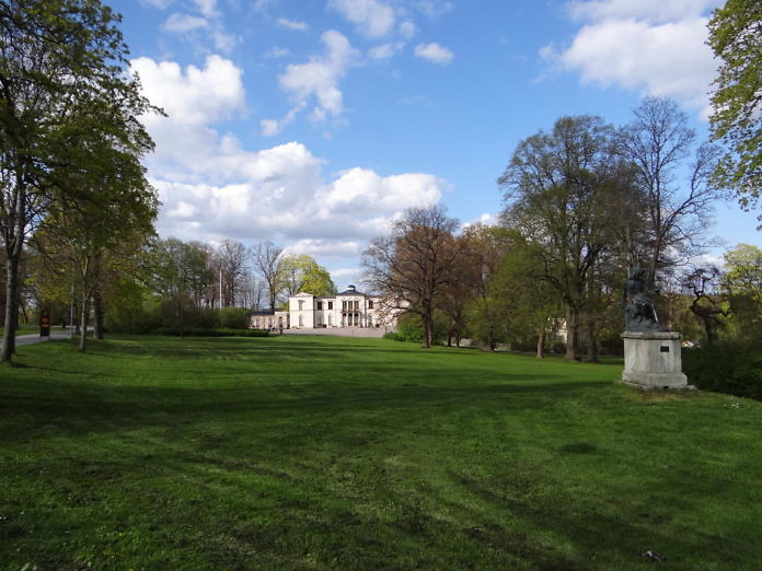 Rosendals Trädgård - Der Garten Rosendal mit Park und Schloss Rosendal