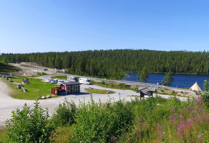 Der Polarkreis - Rastplatz an der E45 südlich von Jokkmokk